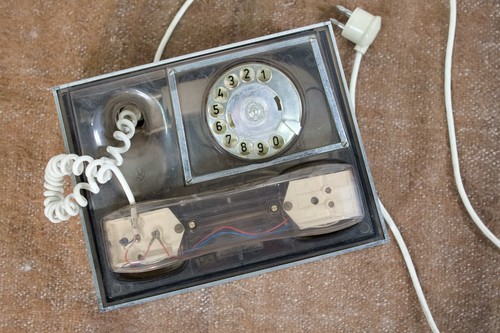 Bellissimo raro telefono - e,